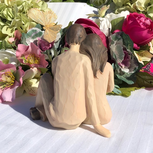 New Baby and Family Resin Figurine - Picture 3 of 9